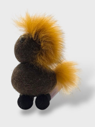 Merkikerti Wool Horse – Handmade Icelandic Art (20 × 15 cm)