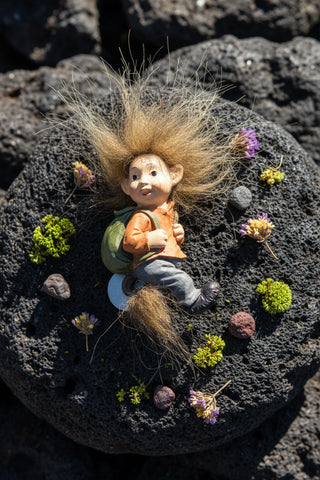 Icelandic Baby Elf Magnet with Backpack – Cute Nordic Souvenir