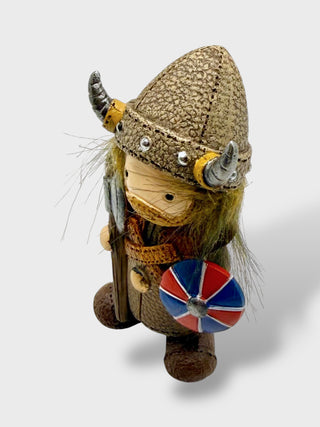 Icelandic Viking Warrior Figurine with Iceland Shield – 10 cm – Exclusively at Our Store ⚔️🇮🇸