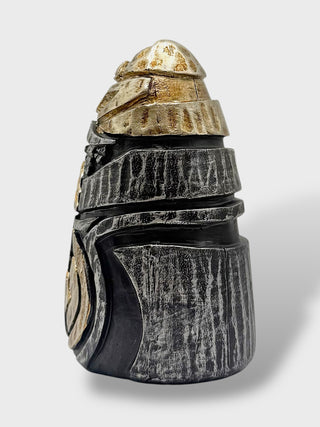Icelandic Viking Helmet Statue – Nordic Warrior Mask Decor – 10 cm