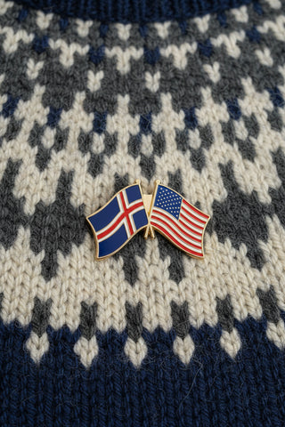 2 mm crossed Iceland and United States flag enamel lapel pin souvenir